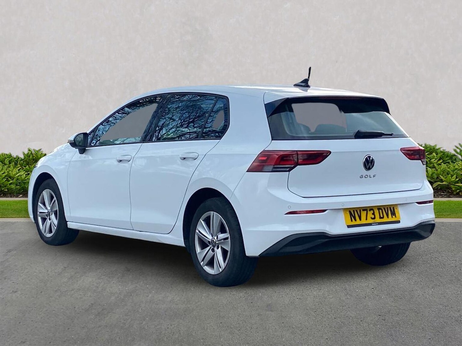 Used Volkswagen Golf 2023 for sale - 77888625: Photo 2