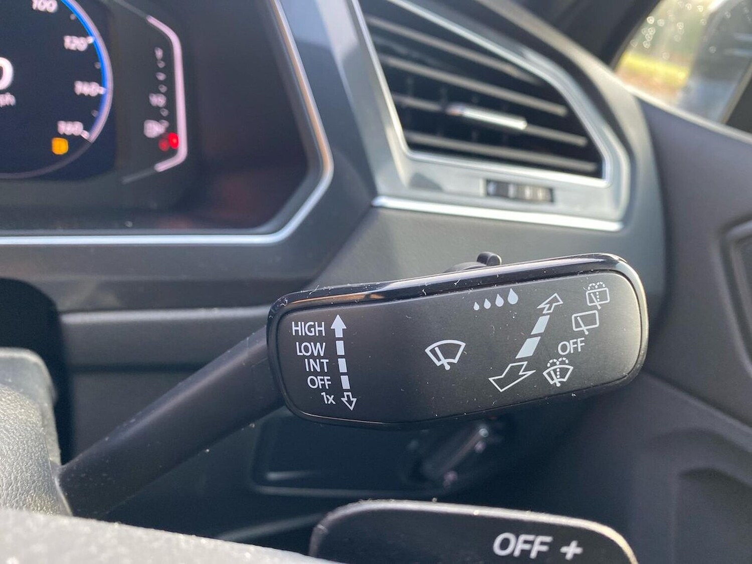 Used Volkswagen Tiguan 2023 for sale - 76490652: Photo 28