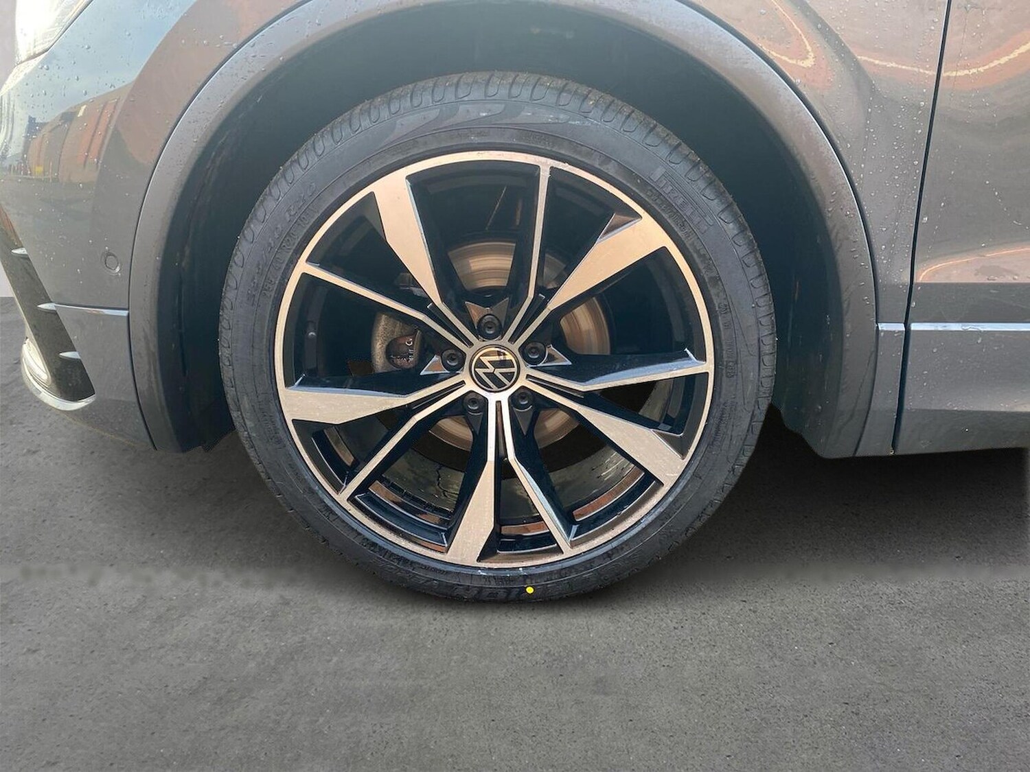 Used Volkswagen Tiguan 2023 for sale - 76490652: Photo 6