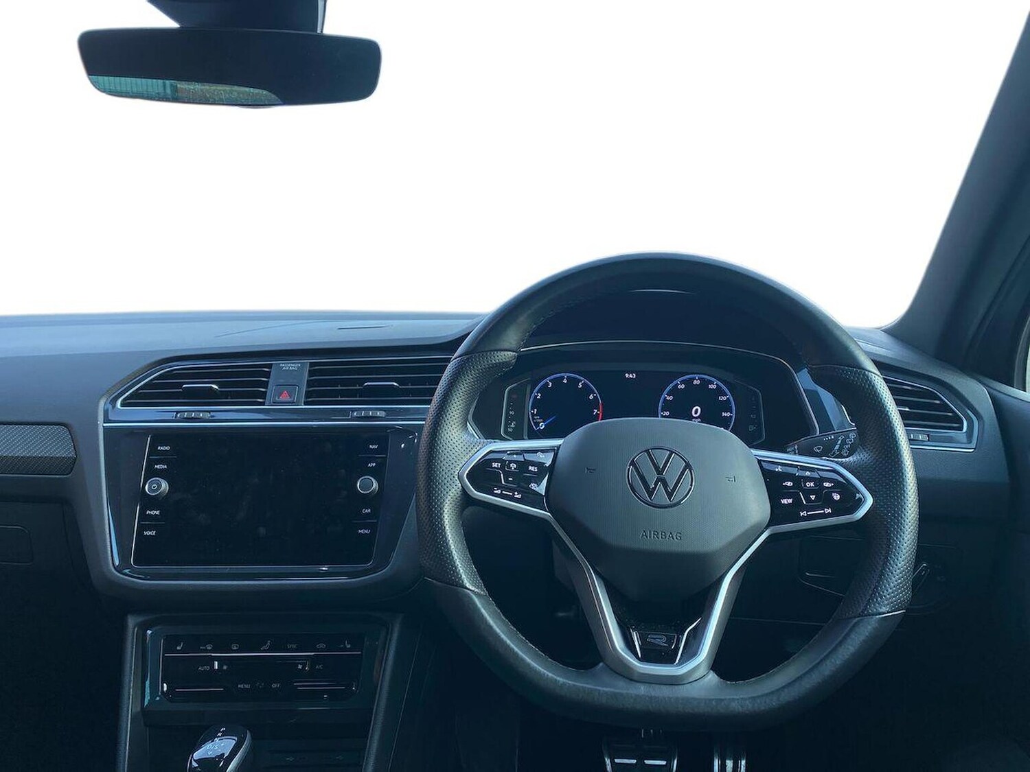 Used Volkswagen Tiguan 2023 for sale - 76490652: Photo 9