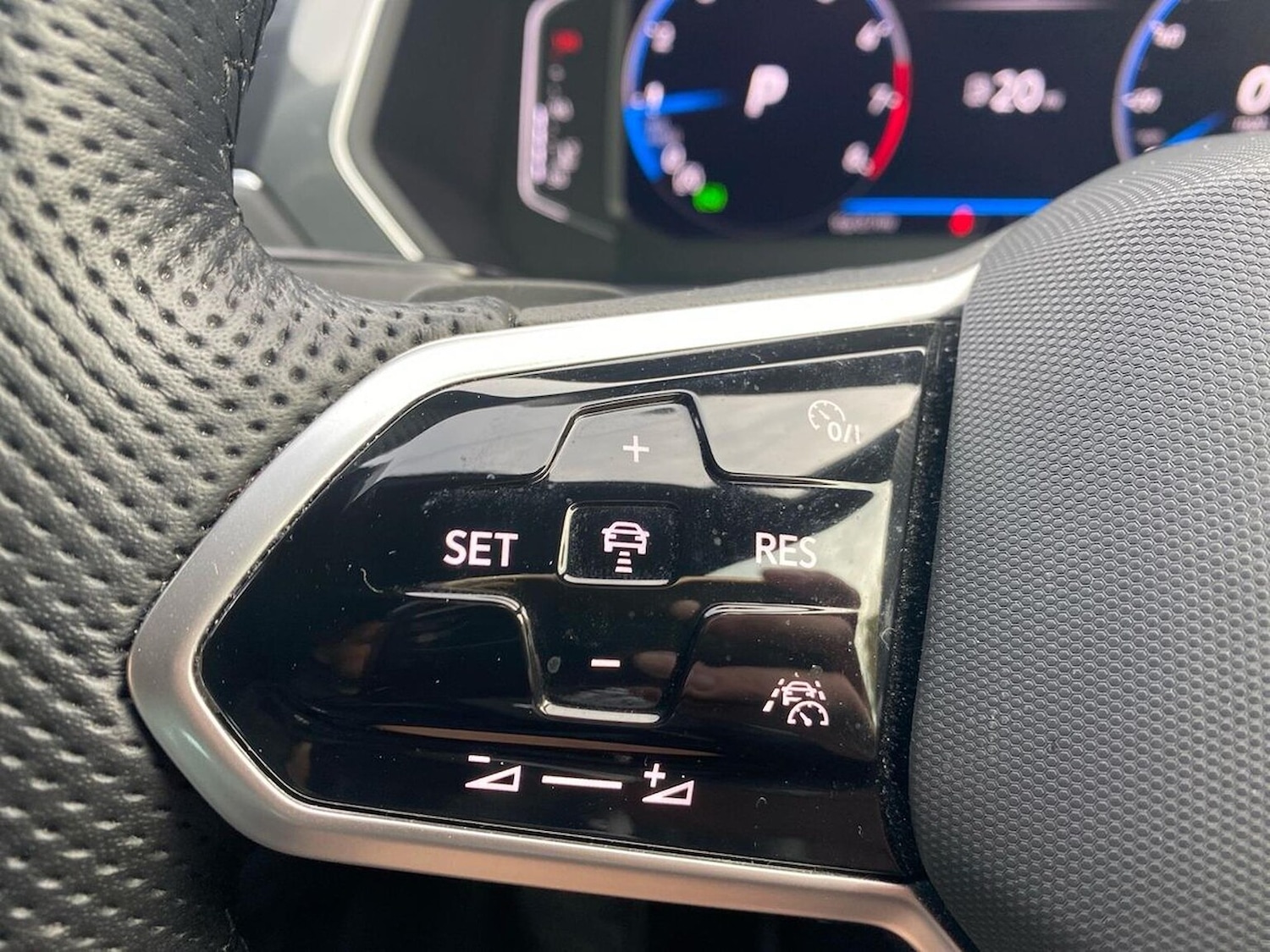 Used Volkswagen Tiguan 2023 for sale - 76430831: Photo 27