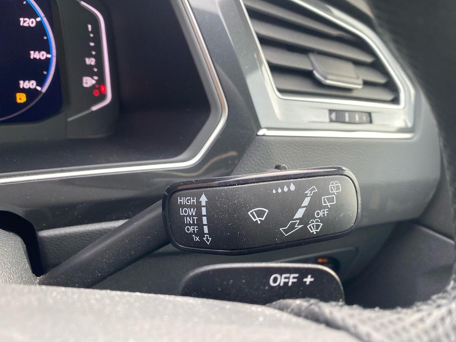 Used Volkswagen Tiguan 2023 for sale - 76430831: Photo 28