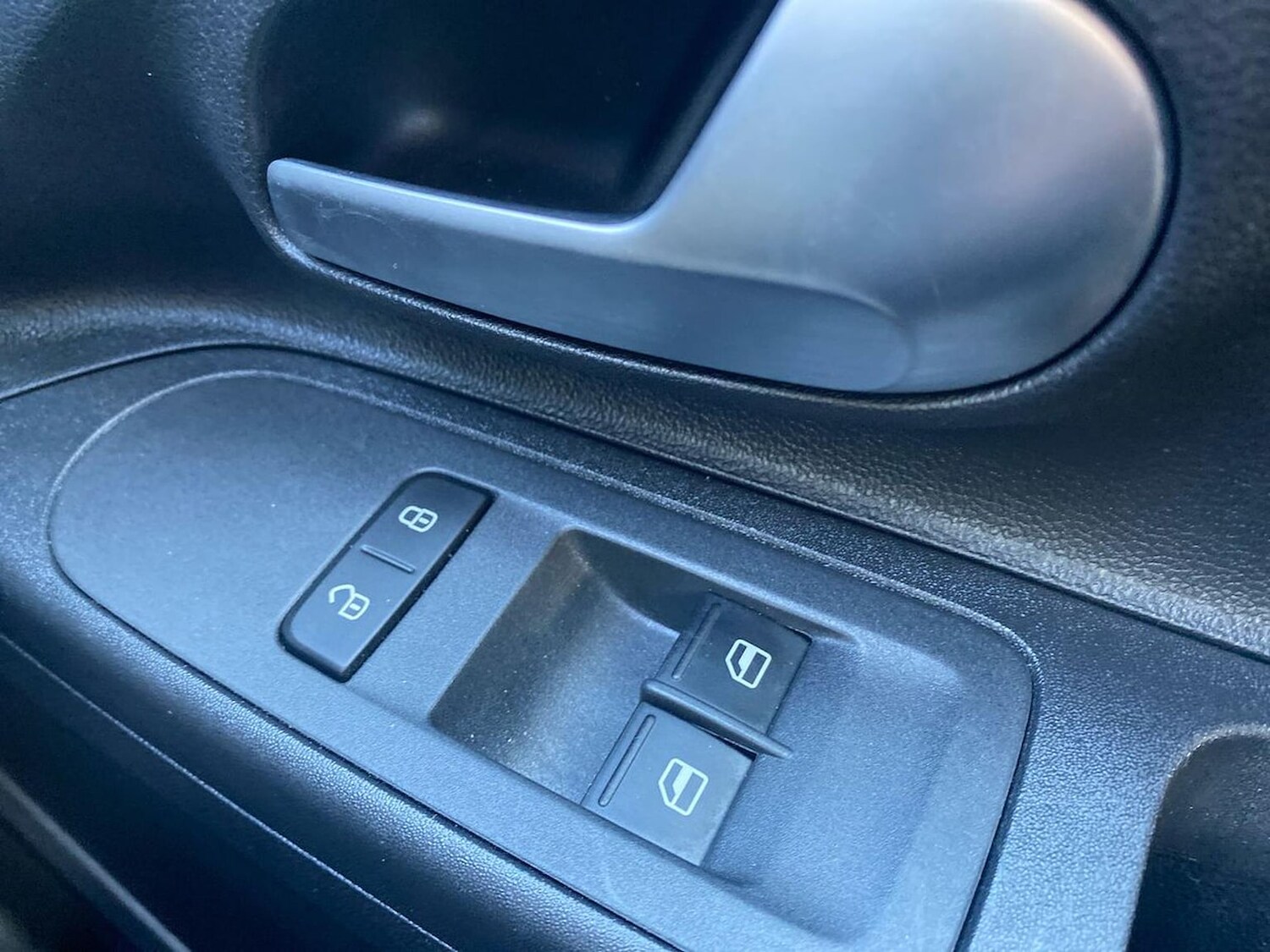 Used Volkswagen up! 2023 for sale - 78195290: Photo 21