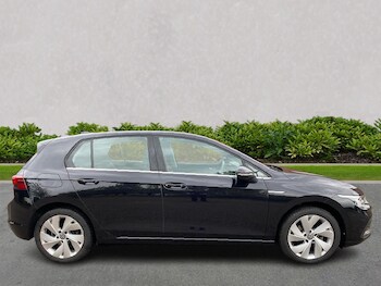 Used Volkswagen Golf 2022 for sale - 75907786: Photo