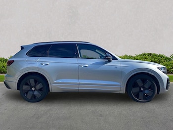 Used Volkswagen Touareg 2024 for sale - 79393034: Photo