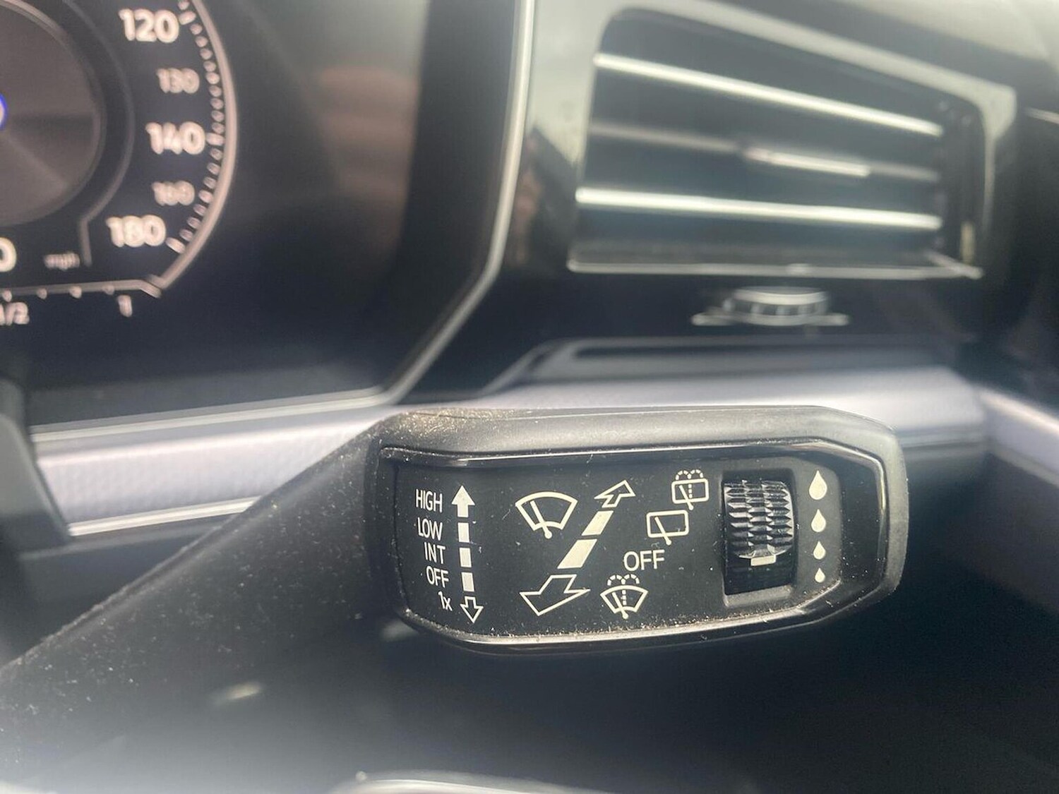 Used Volkswagen Touareg 2020 for sale - 76554282: Photo 29