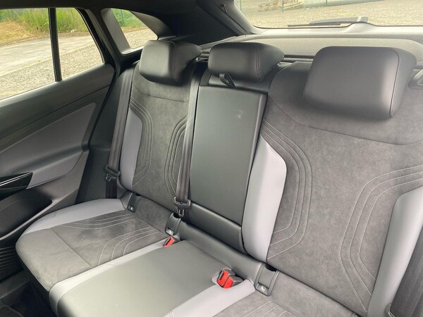 Used Volkswagen ID.4 2025 for sale - 76288582: Photo 16