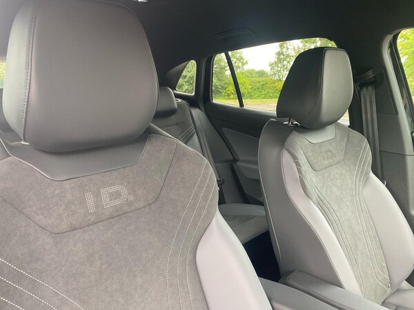 Used Volkswagen ID.4 2025 for sale - 76288582: Photo 31