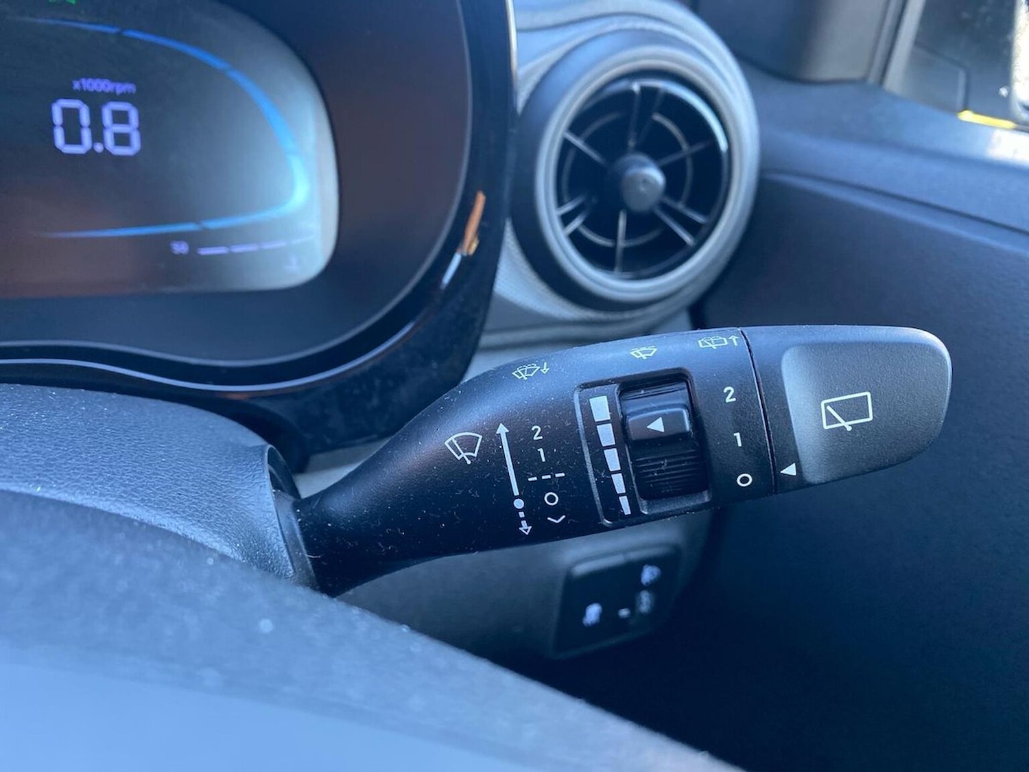 Used Hyundai i10 2024 for sale - 76402457: Photo 28