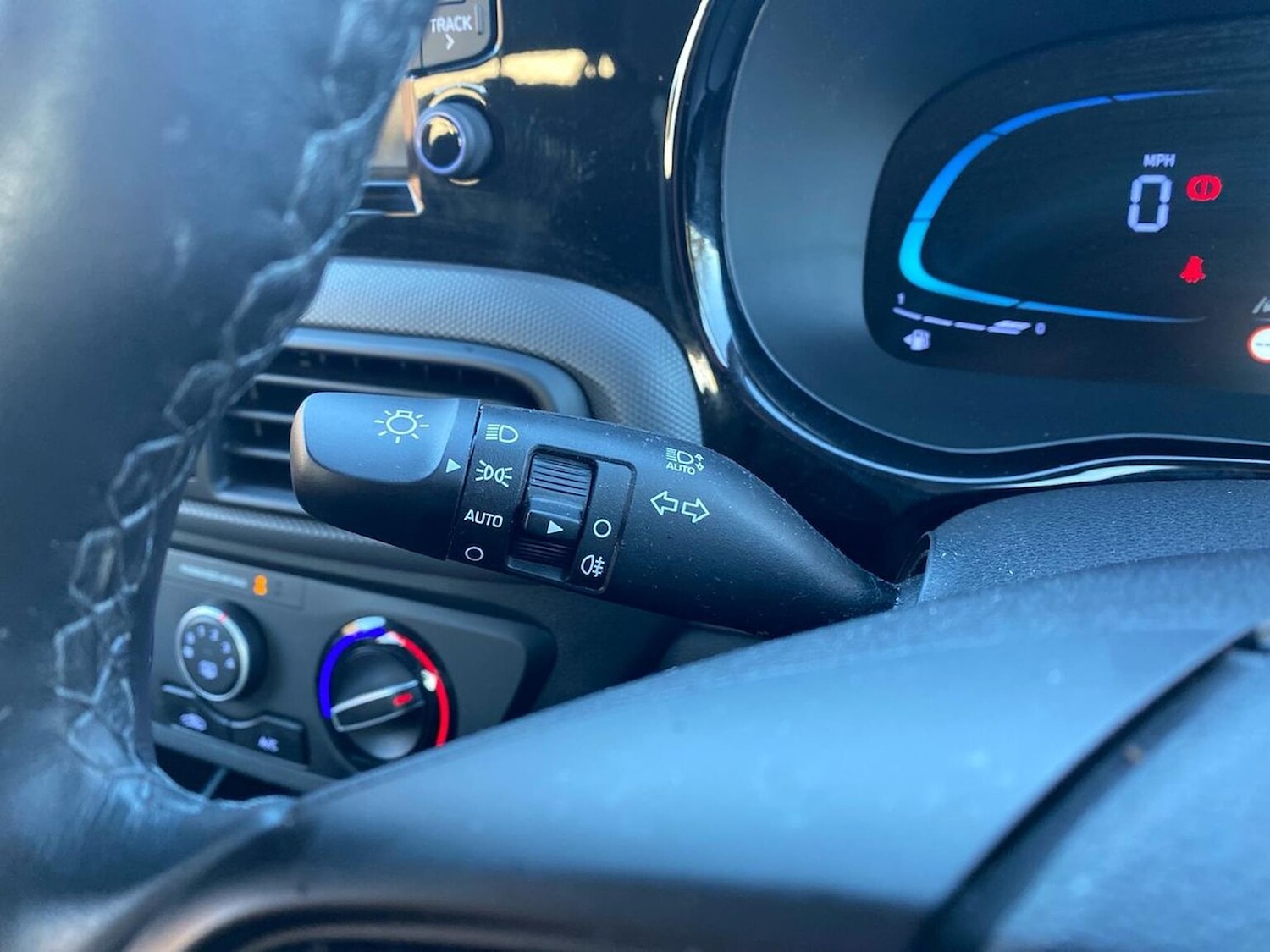 Used Hyundai i10 2024 for sale - 76402457: Photo 29