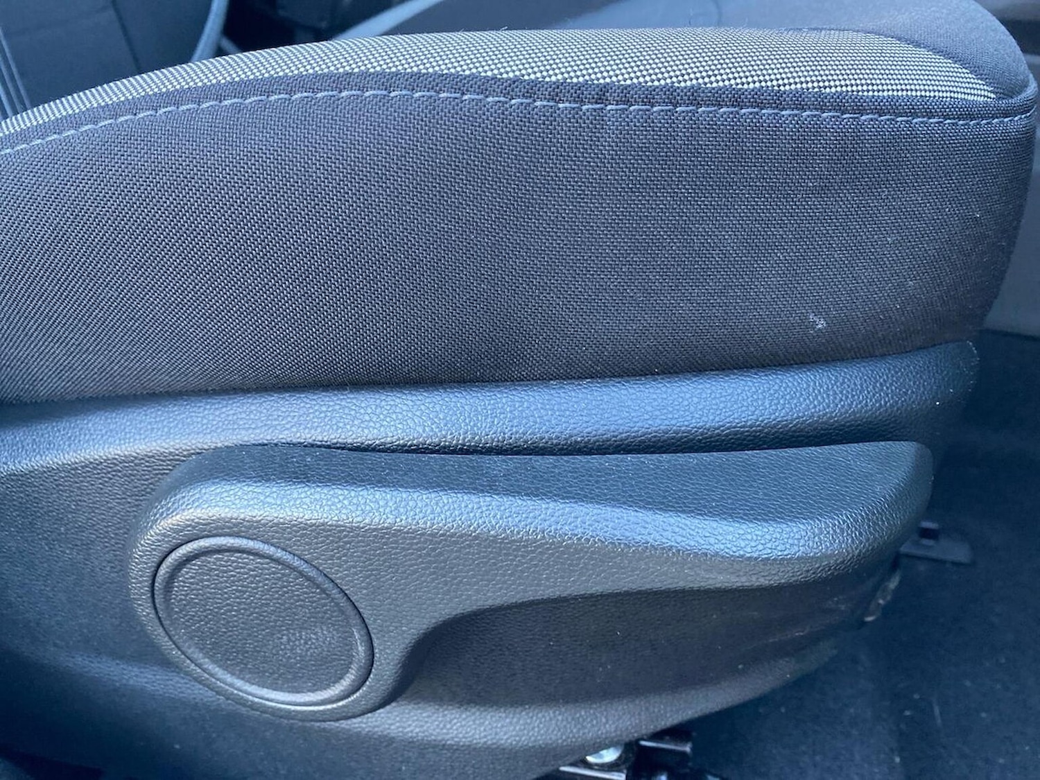 Used Hyundai i10 2024 for sale - 76402457: Photo 30