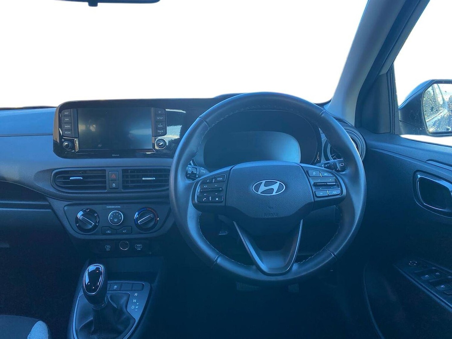 Used Hyundai i10 2024 for sale - 76402457: Photo 9