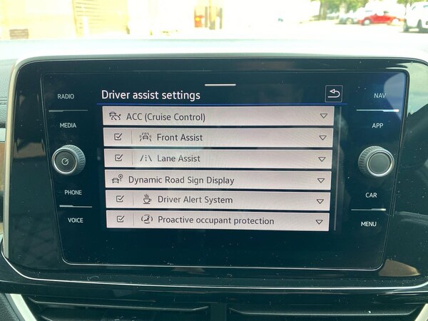 Used Volkswagen T-Roc 2022 for sale - 75718042: Photo 22