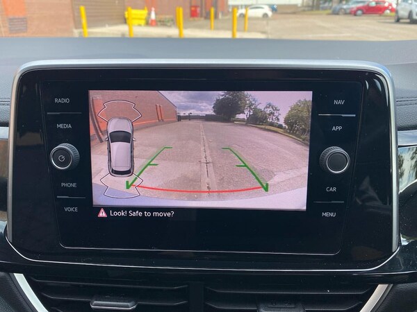 Used Volkswagen T-Roc 2022 for sale - 75718042: Photo 23