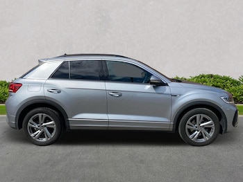 Used Volkswagen T-Roc 2022 for sale - 75718042: Photo