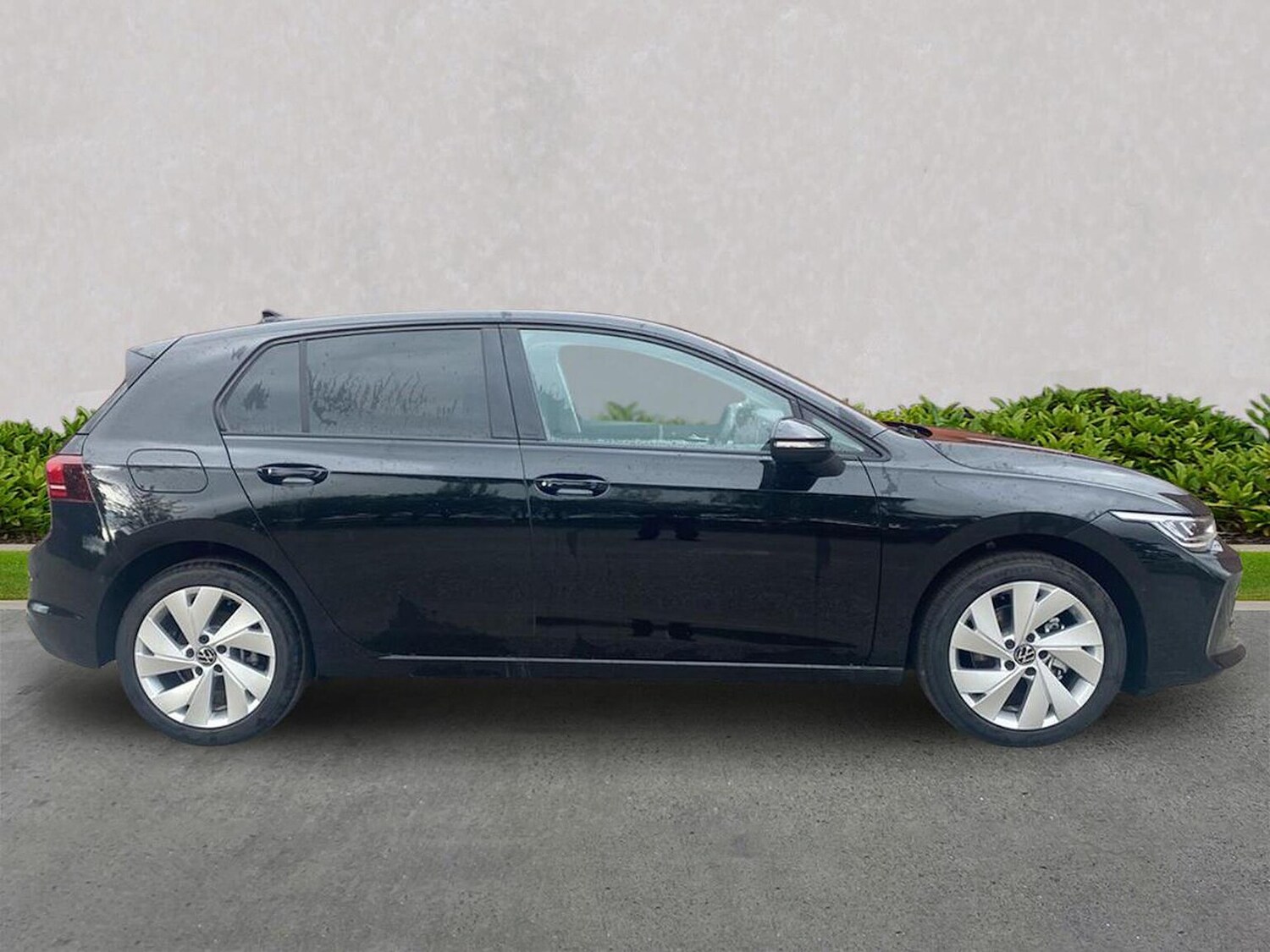 Used Volkswagen Golf 2025 for sale - 76212028: Photo 3