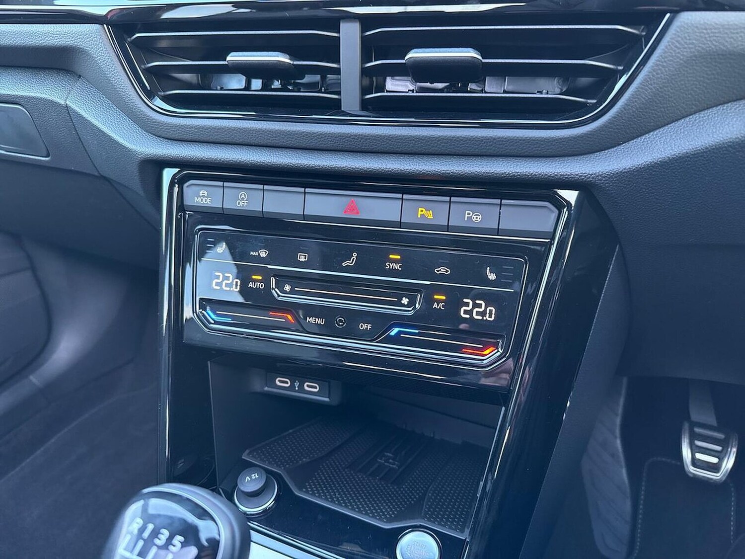 Used Volkswagen T-Roc 2025 for sale - 77528872: Photo 12