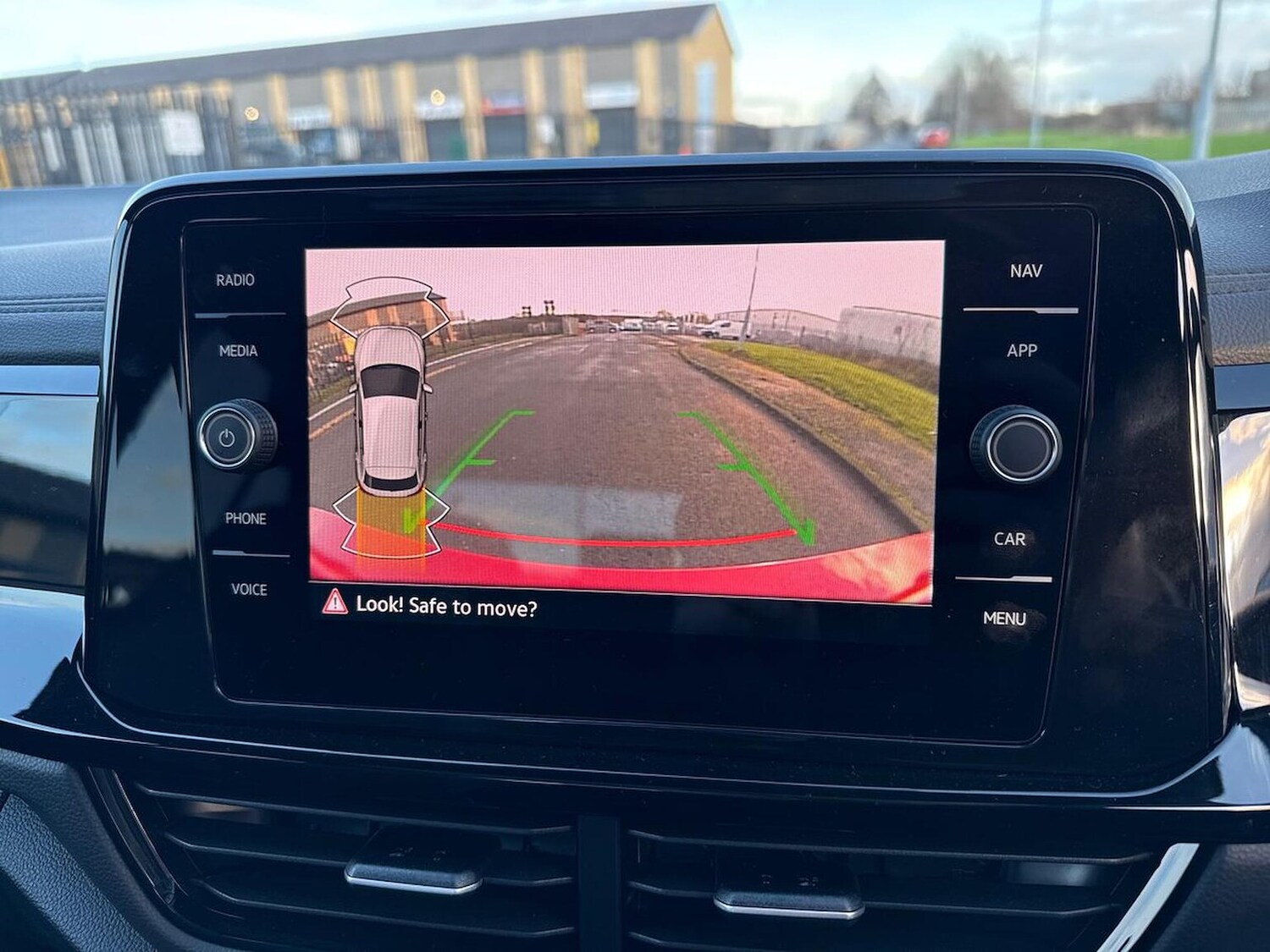 Used Volkswagen T-Roc 2025 for sale - 77528872: Photo 22