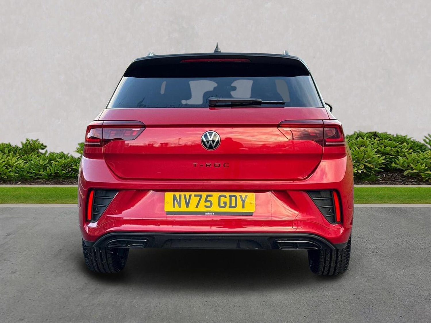 Used Volkswagen T-Roc 2025 for sale - 77528872: Photo 4