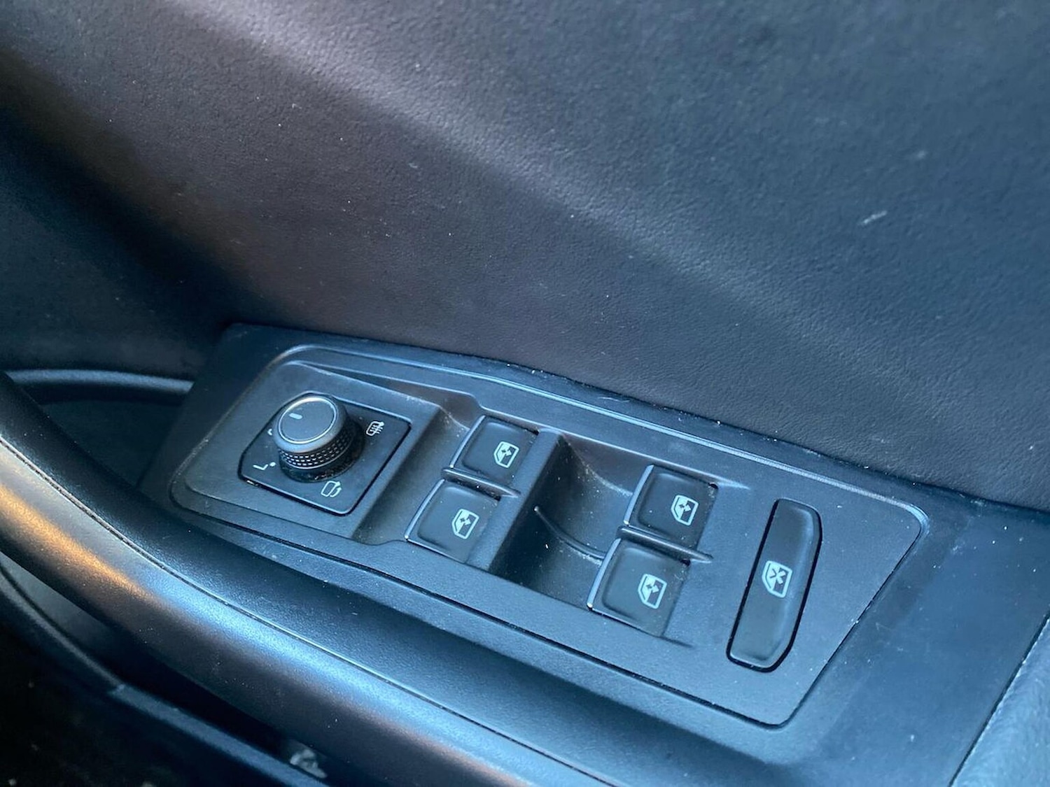 Used Volkswagen T-Roc 2022 for sale - 77487967: Photo 21