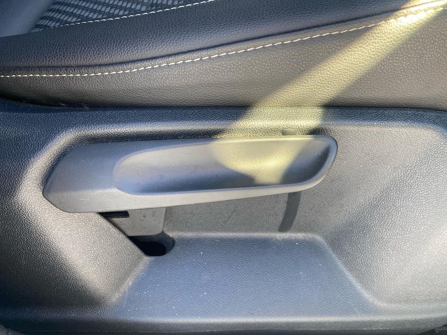 Used Volkswagen T-Roc 2022 for sale - 77487967: Photo 30