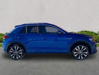 Used Volkswagen T-Roc 2022 for sale - 77487967: Photo