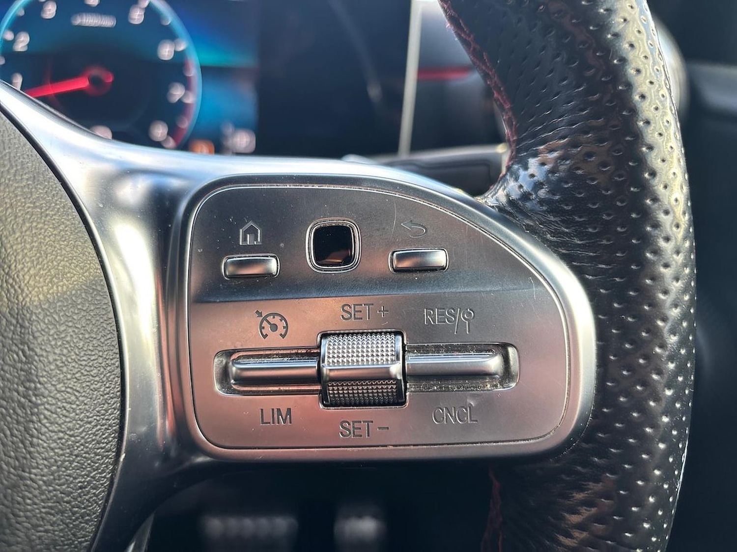 Used Mercedes-Benz A-Class 2018 for sale - 77003687: Photo 28