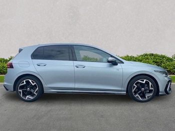 Used Volkswagen Golf 2025 for sale - 78940178: Photo