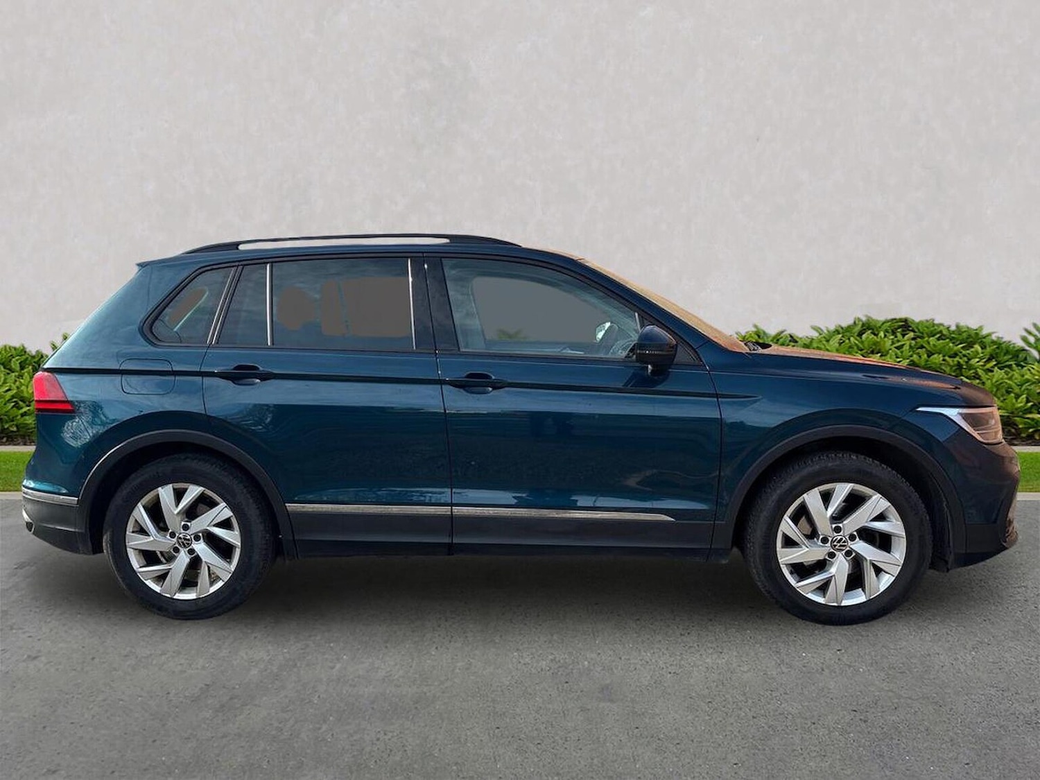 Used Volkswagen Tiguan 2022 for sale - 76407366: Photo 3