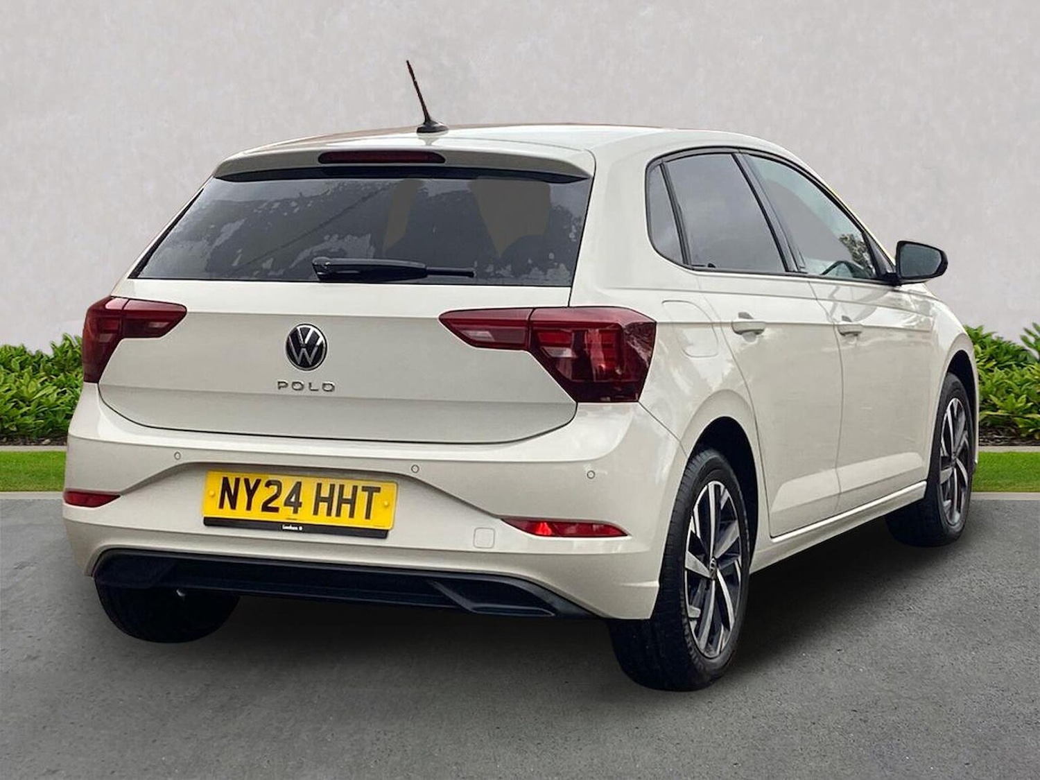 Used Volkswagen Polo 2024 for sale - 76320730: Photo 18
