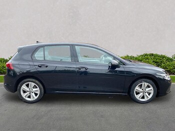 Used Volkswagen Golf 2023 for sale - 75907370: Photo
