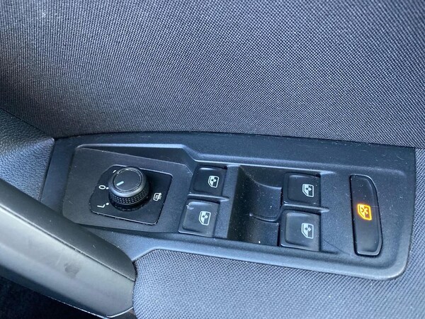 Used Volkswagen Tiguan 2021 for sale - 76187068: Photo 21