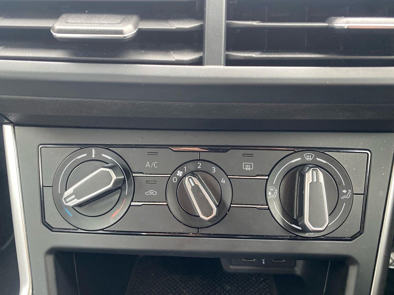 Used Volkswagen Polo 2022 for sale - 76134181: Photo 12