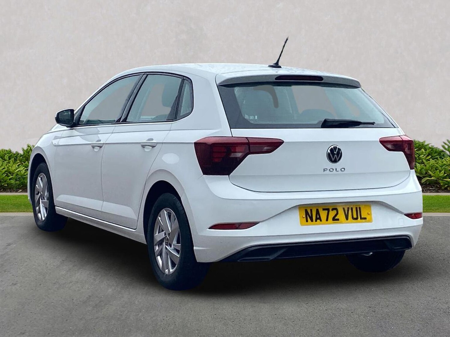 Used Volkswagen Polo 2022 for sale - 76134181: Photo 2