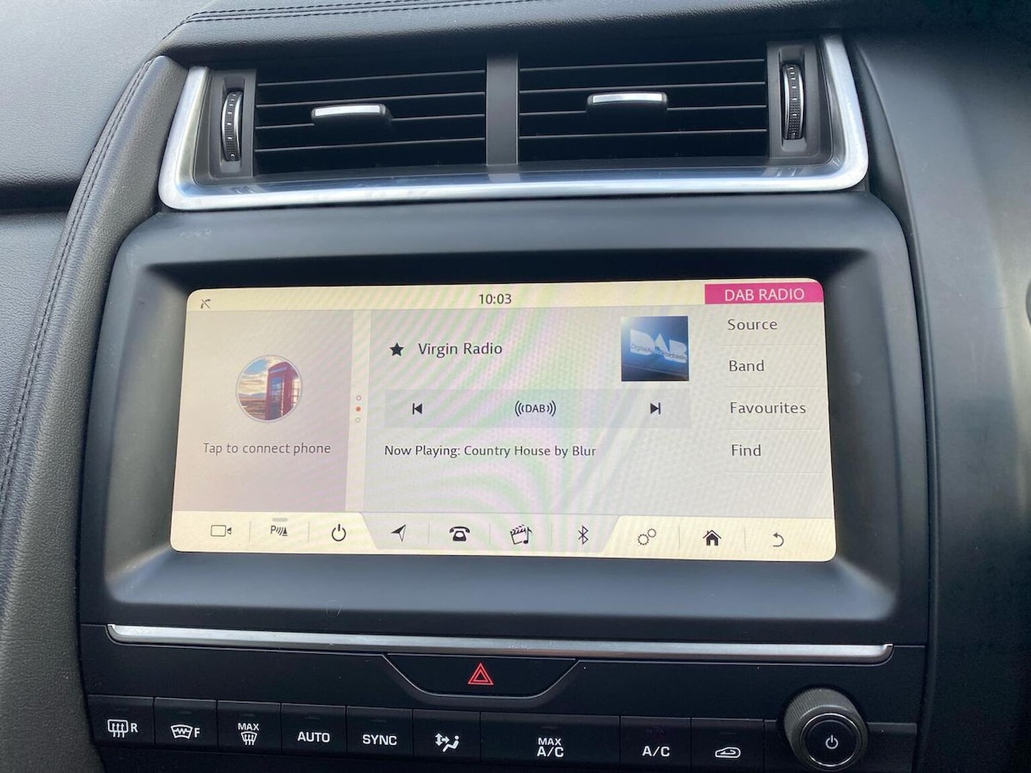 Used Jaguar E-Pace 2019 for sale - 76682570: Photo 11