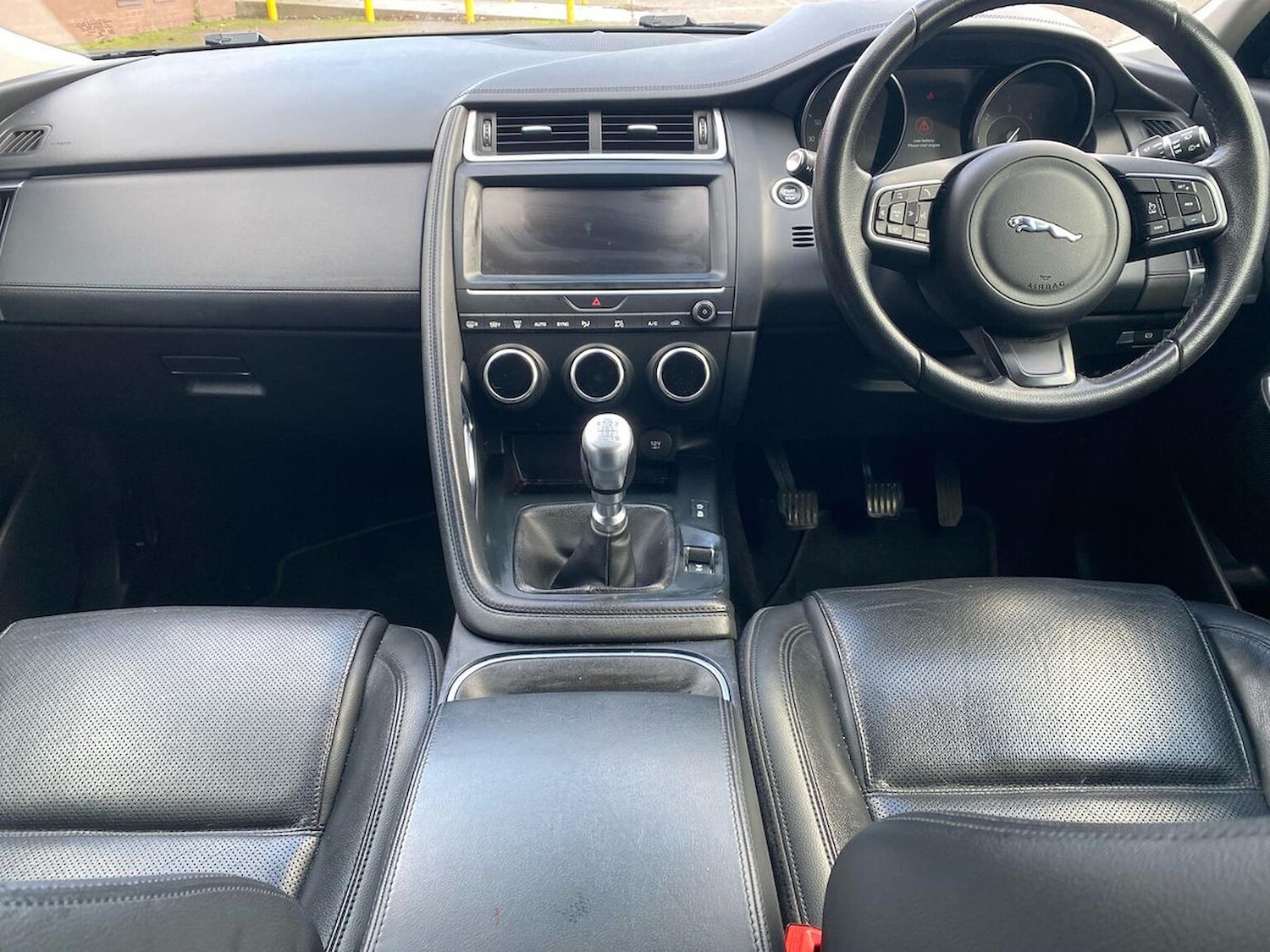 Used Jaguar E-Pace 2019 for sale - 76682570: Photo 13