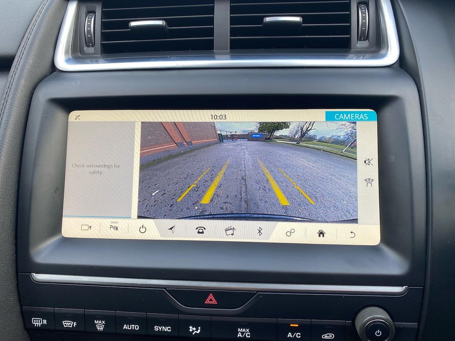 Used Jaguar E-Pace 2019 for sale - 76682570: Photo 23