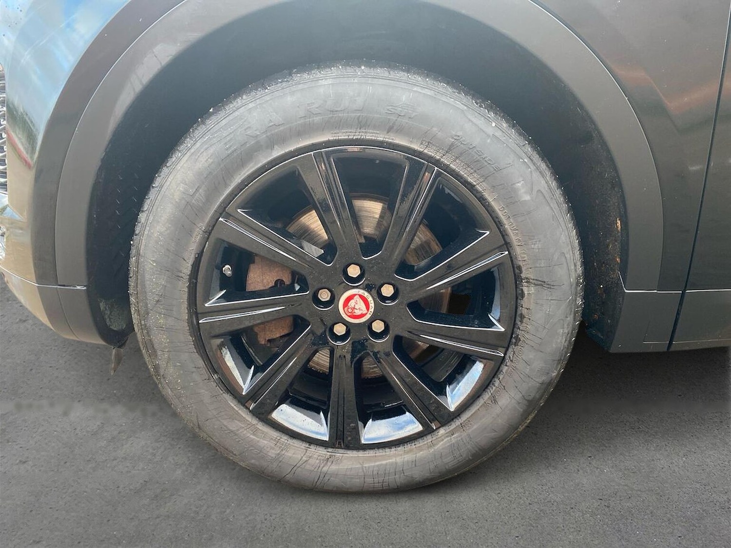 Used Jaguar E-Pace 2019 for sale - 76682570: Photo 6