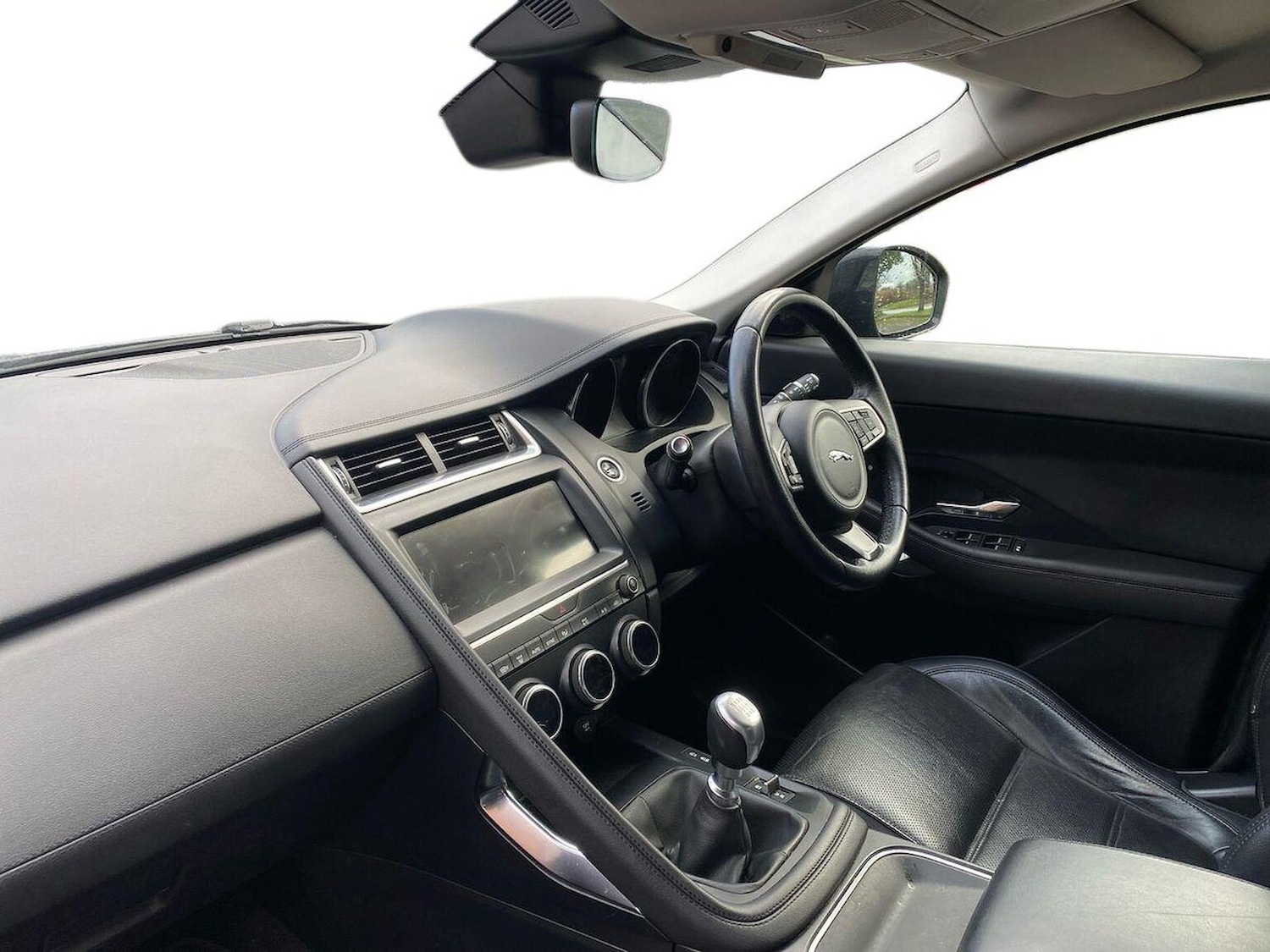 Used Jaguar E-Pace 2019 for sale - 76682570: Photo 7