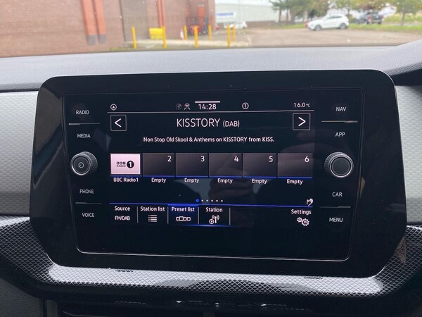 Used Volkswagen T-Cross 2025 for sale - 76149698: Photo 11