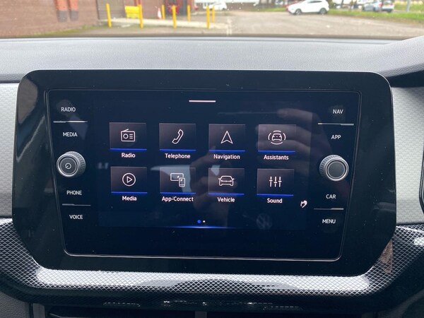 Used Volkswagen T-Cross 2025 for sale - 76149698: Photo 24