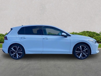 Used Volkswagen Golf 2026 for sale - 79115379: Photo