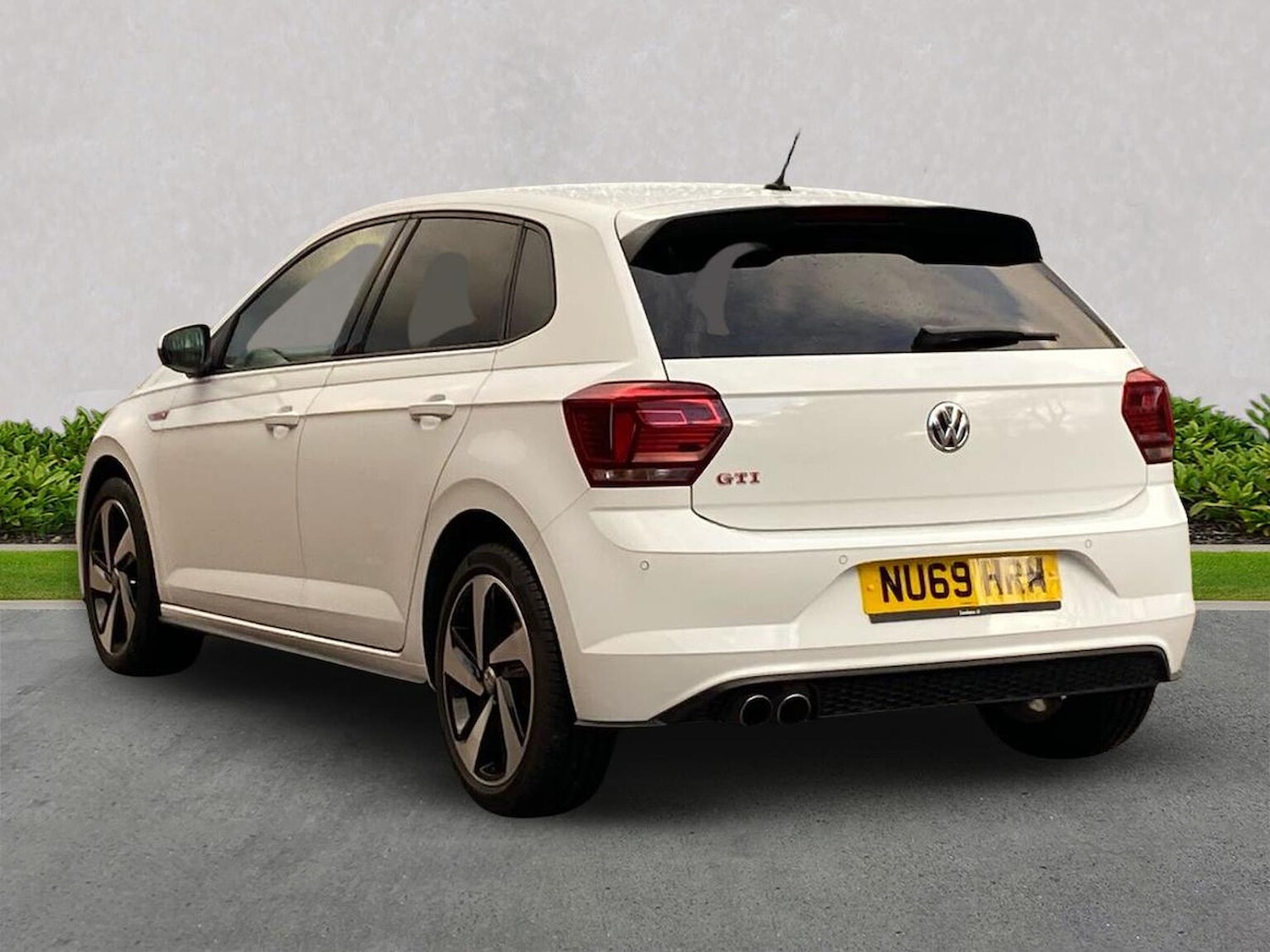 Used Volkswagen Polo 2019 for sale - 76687315: Photo 2