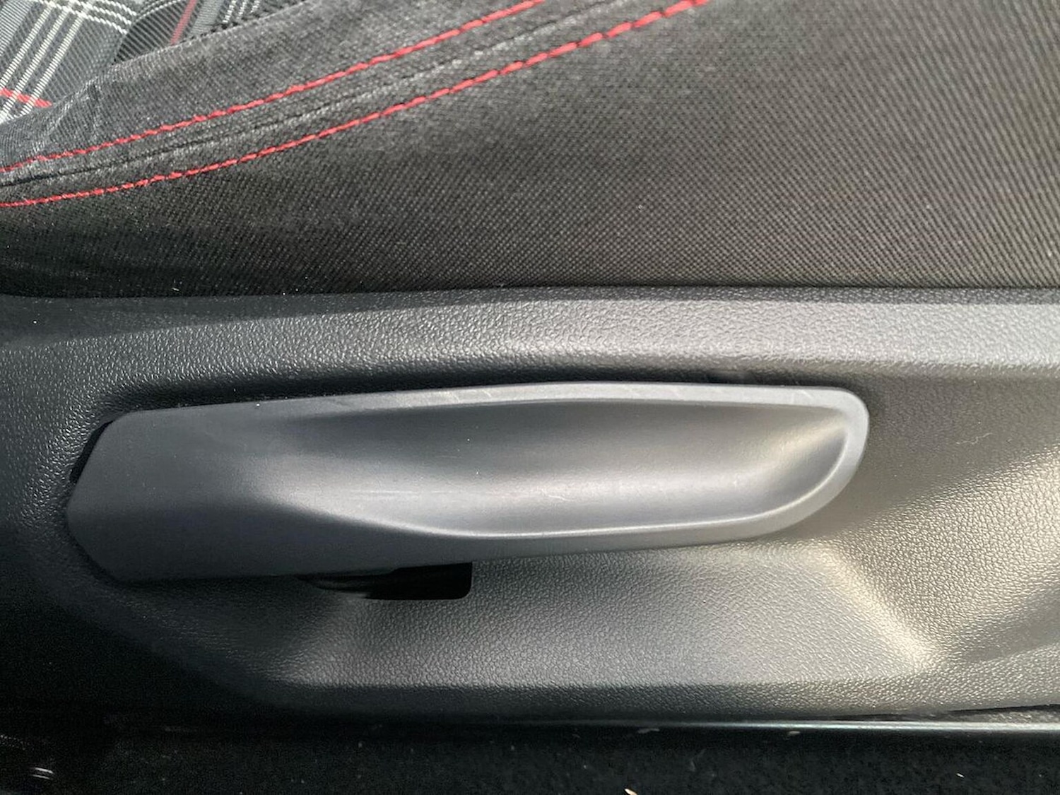 Used Volkswagen Polo 2019 for sale - 76687315: Photo 29