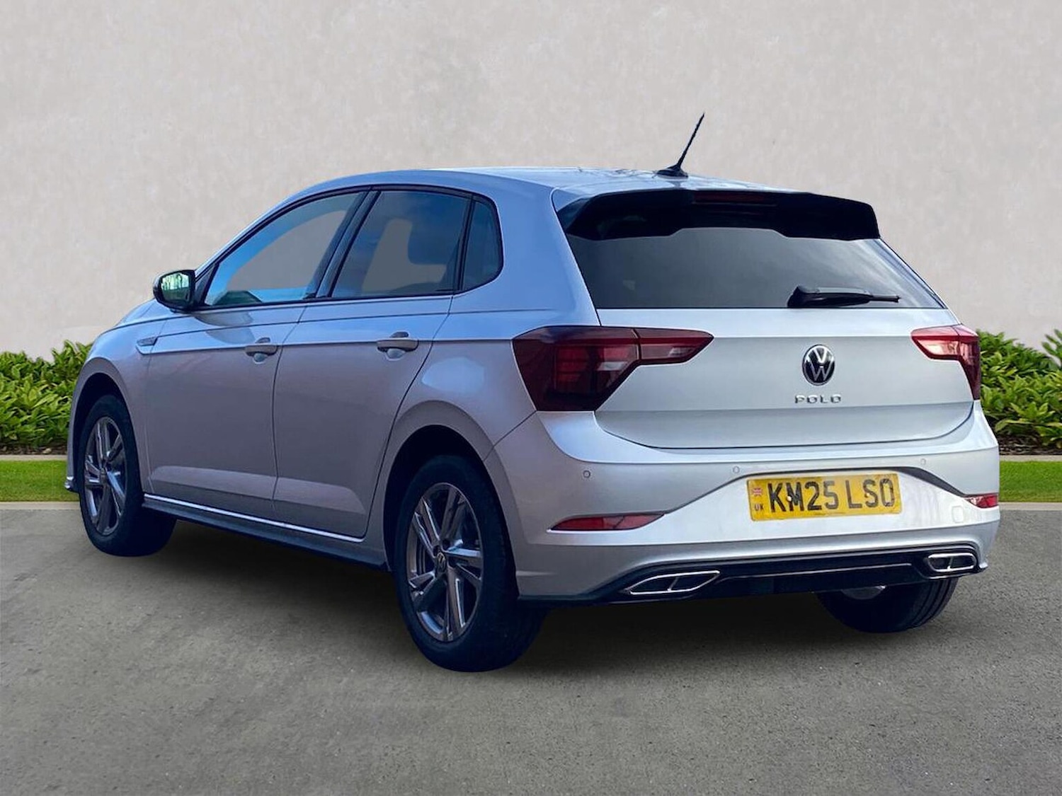 Used Volkswagen Polo 2025 for sale - 77676372: Photo 2