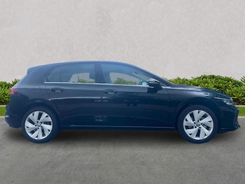 Used Volkswagen Golf 2025 for sale - 78944921: Photo