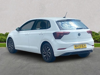 Used Volkswagen Polo 2023 for sale - 79024077: Photo