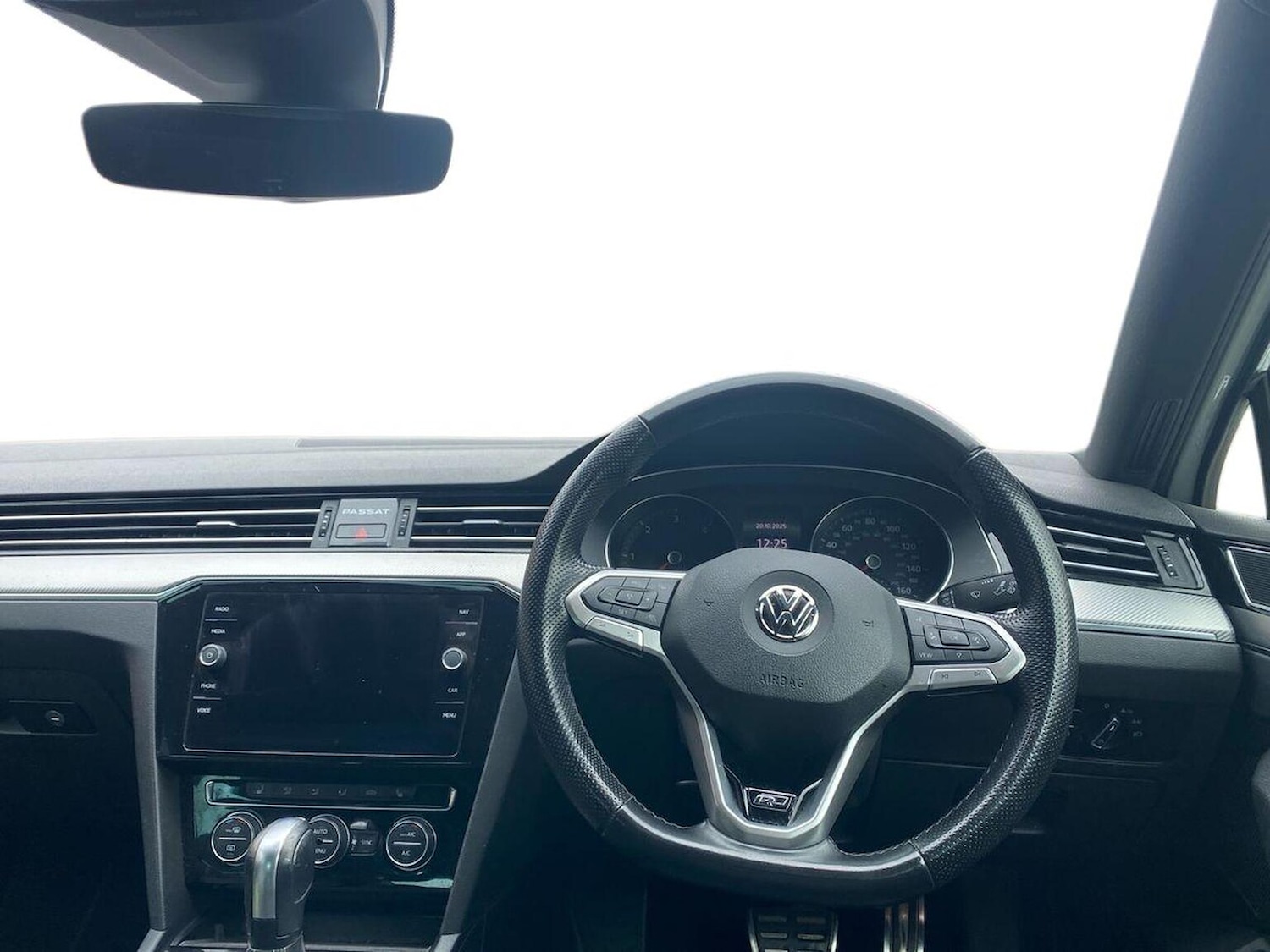 Used Volkswagen Passat 2020 for sale - 76320731: Photo 9
