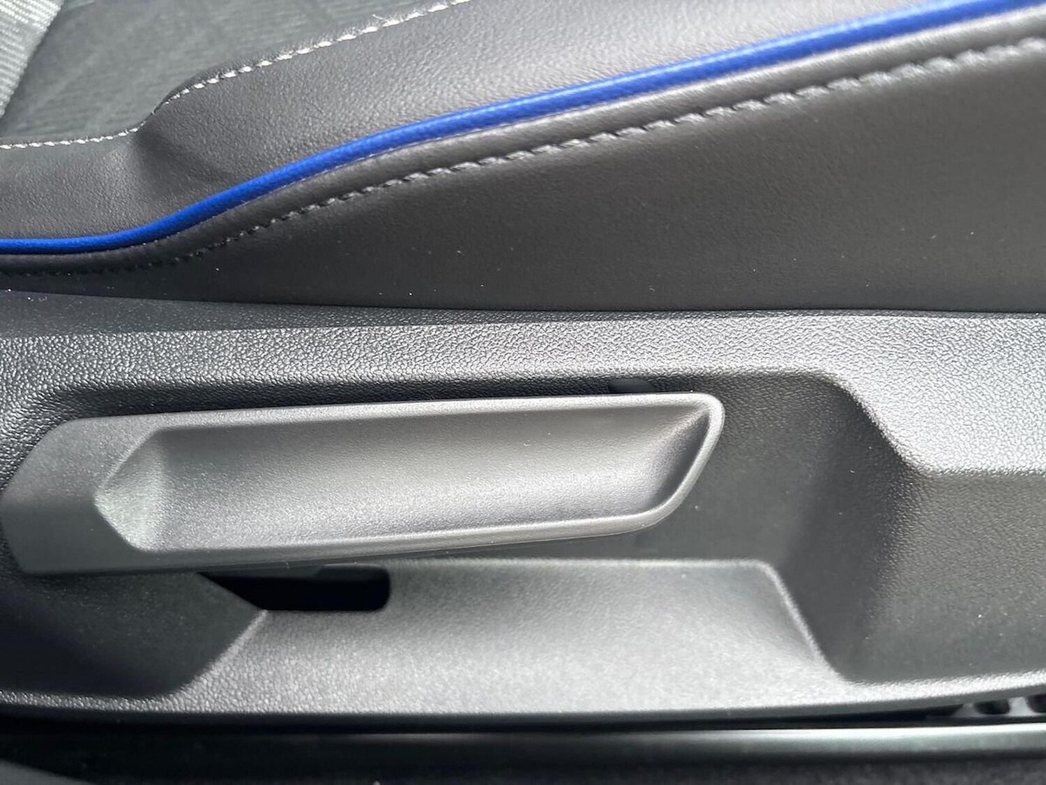 Used Volkswagen Golf 2025 for sale - 77061614: Photo 32