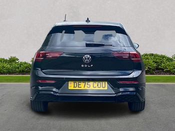 Used Volkswagen Golf 2025 for sale - 79366024: Photo